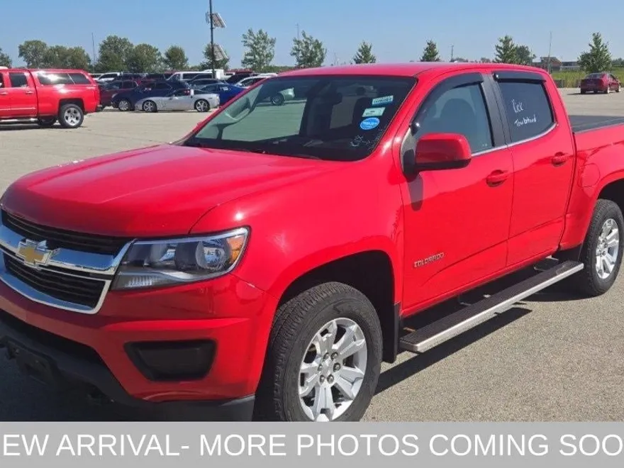 2019 Chevrolet Colorado LT photo 1