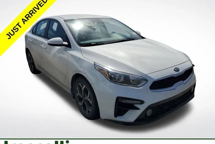 2020 Kia Forte LXS photo 1