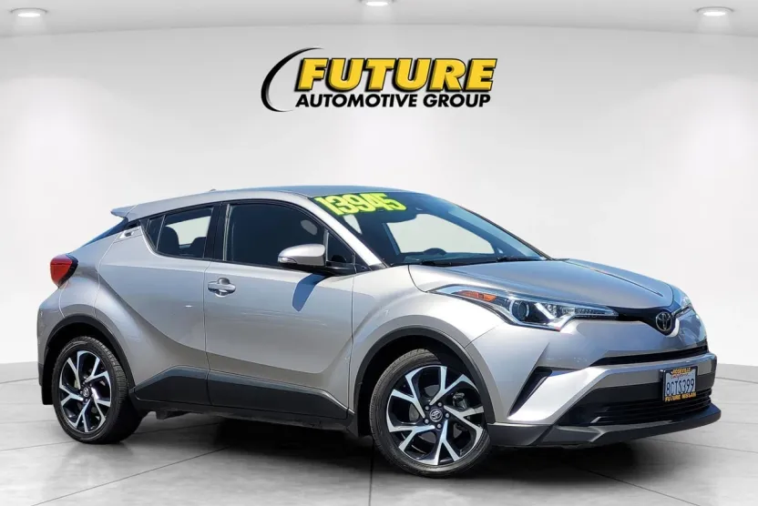 2018 Toyota C-HR XLE Premium photo 1