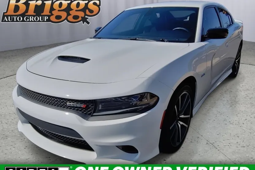 2023 Dodge Charger R/T photo 1