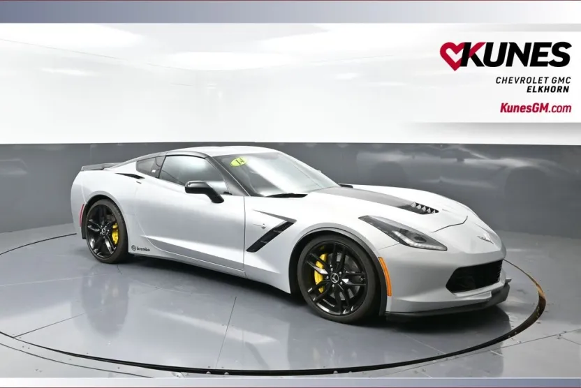 2014 Chevrolet Corvette Stingray Z51 1LT photo 1