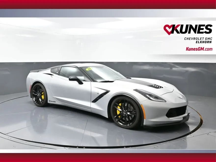 2014 Chevrolet Corvette Stingray Z51 1LT photo 1
