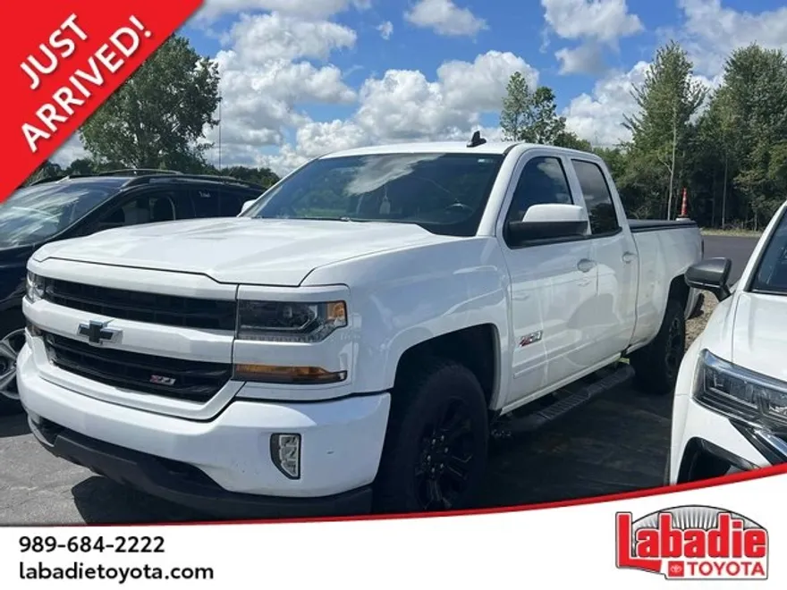 2019 Chevrolet Silverado 1500 LT photo 1