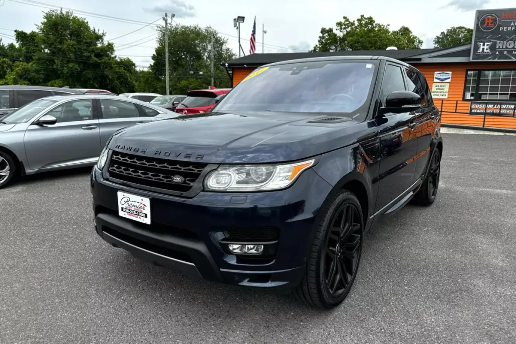 2017 Land Rover Range Rover Sport HSE photo 1