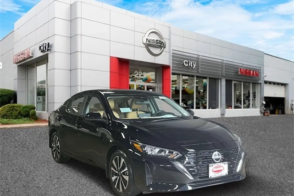 2025 Nissan Sentra SV photo 1