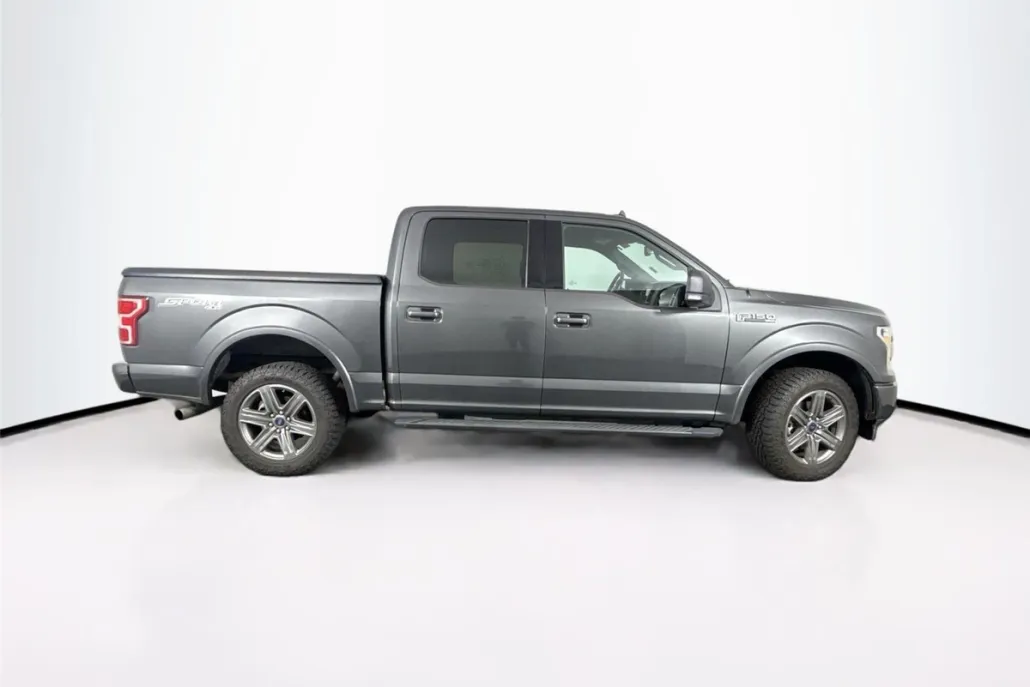 2020 Ford F-150 XLT photo 1