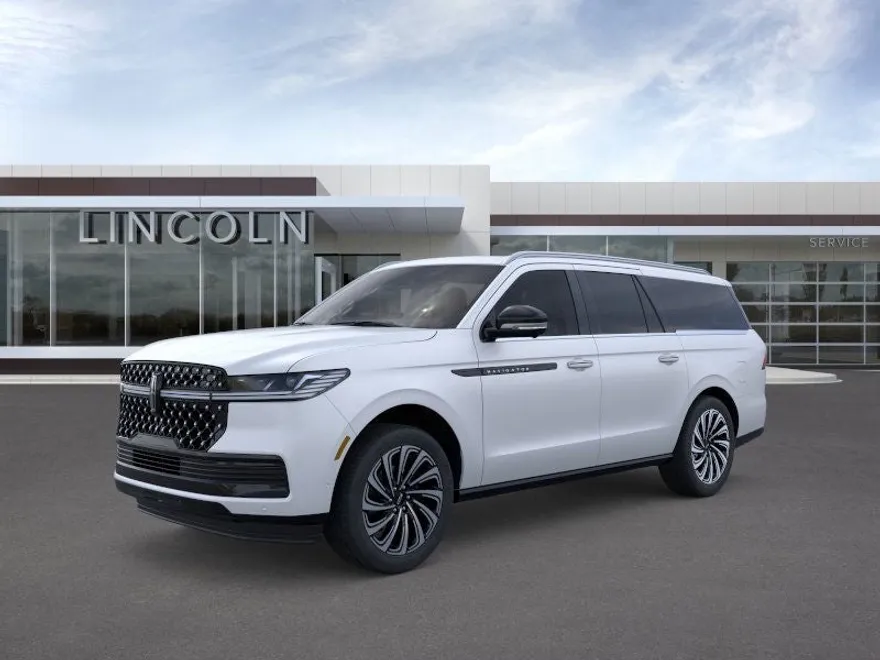 2025 Lincoln Navigator Black Label photo 1