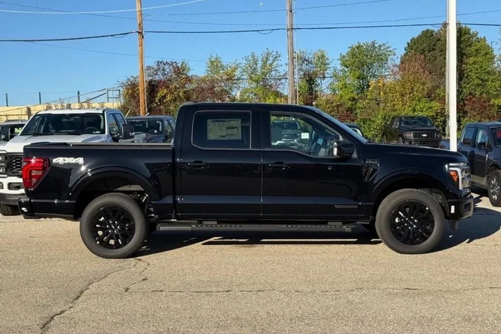 2025 Ford F-150 Lariat photo 1
