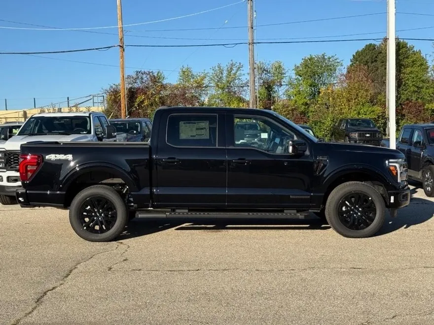 2025 Ford F-150 Lariat photo 1