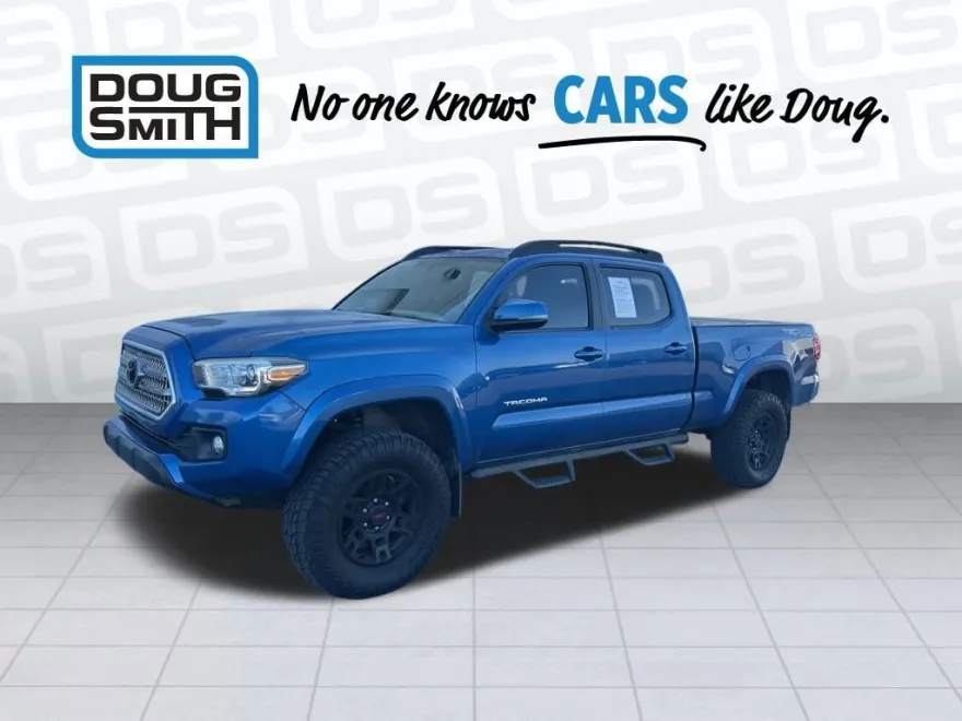 2017 Toyota Tacoma SR5 photo 1