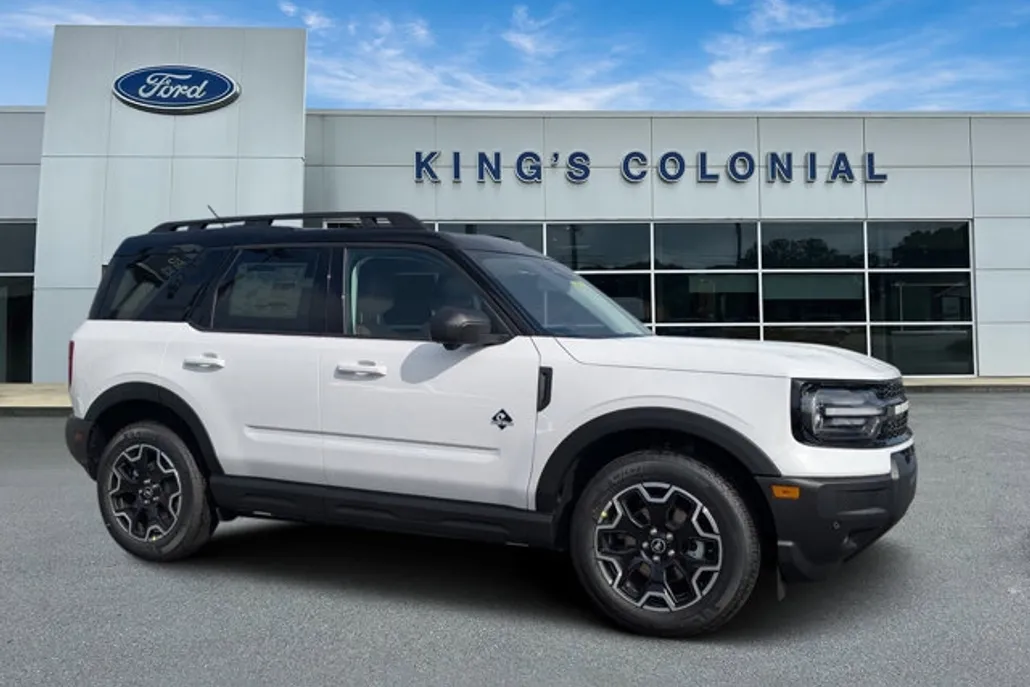 2025 Ford Bronco Sport Outer Banks photo 1