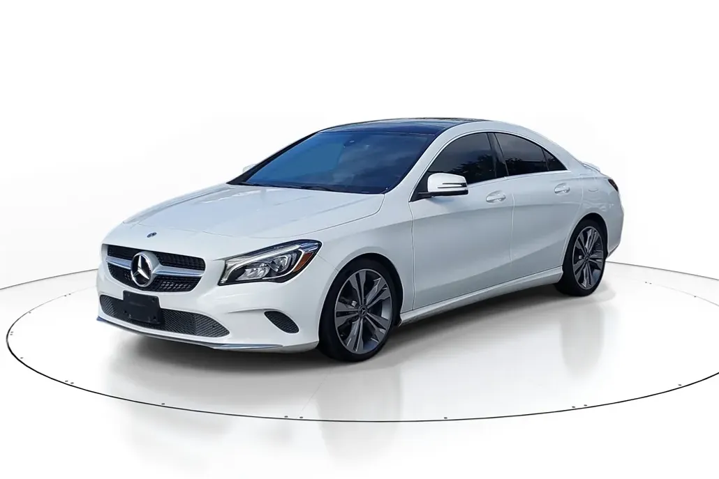 2019 Mercedes Benz CLA 250 photo 1