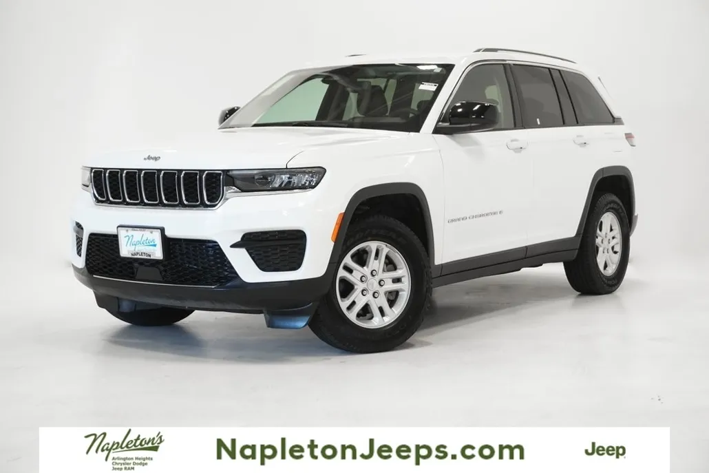 2024 Jeep Grand Cherokee Laredo photo 1