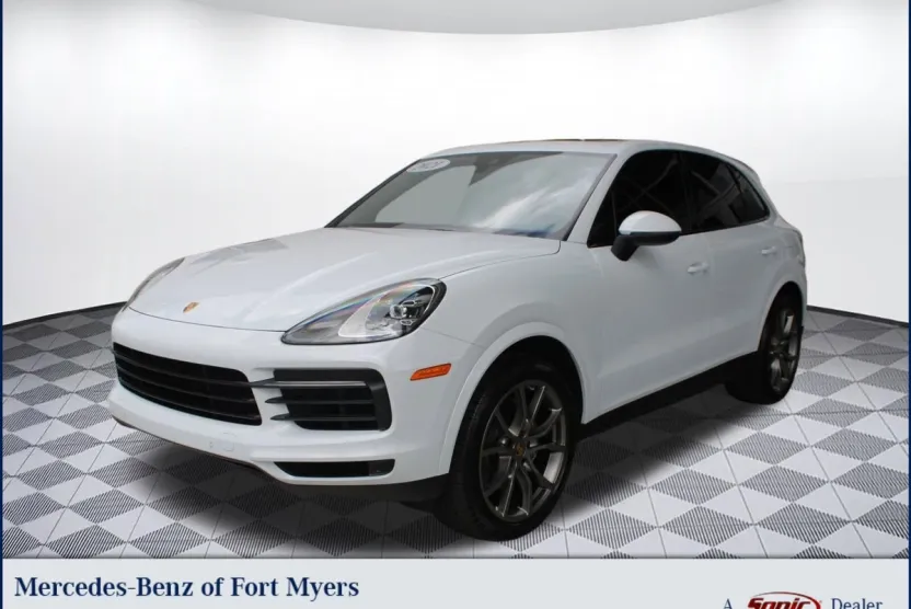 2021 Porsche Cayenne E-Hybrid photo 1