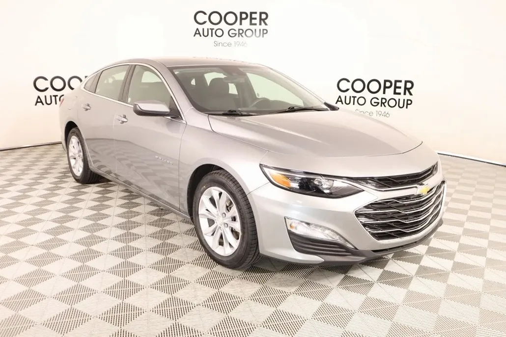 2024 Chevrolet Malibu 1LT photo 1