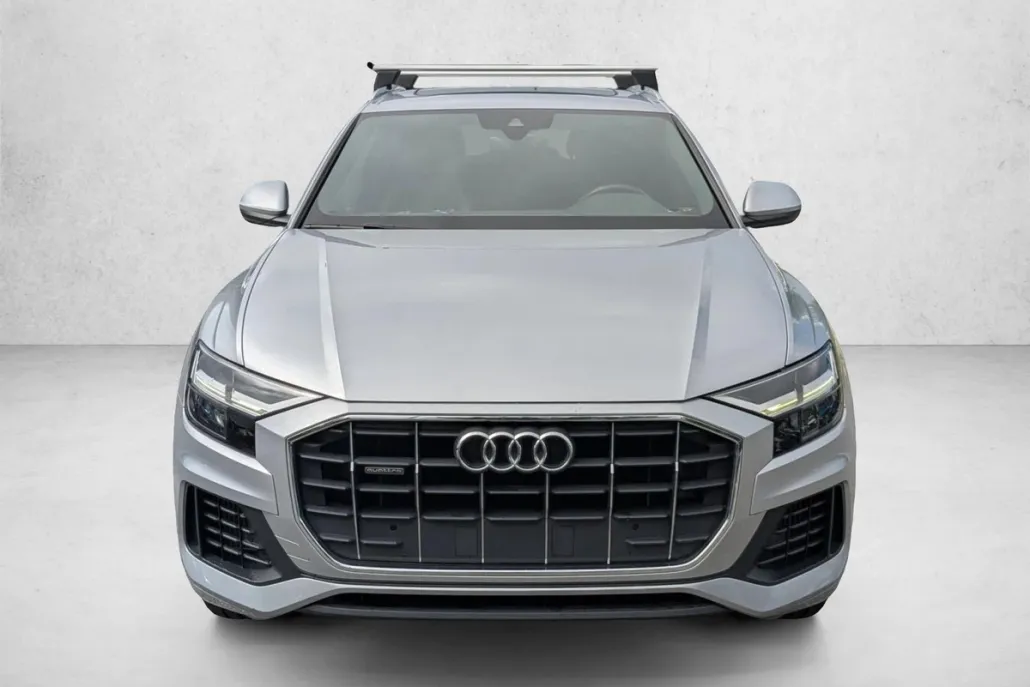 2019 Audi Q8 Premium photo 1