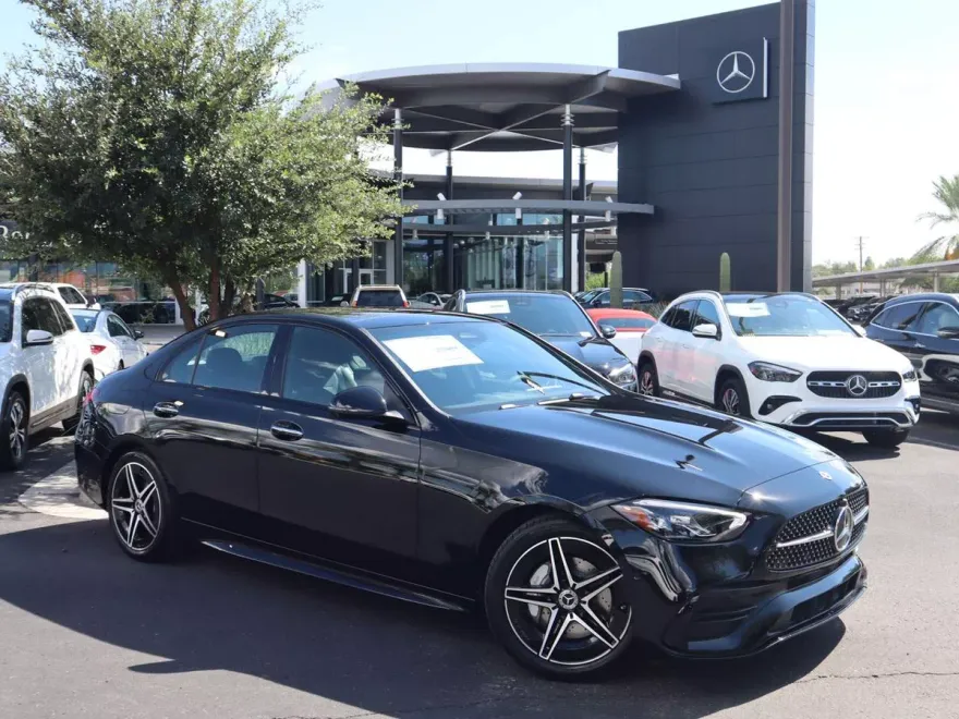 2024 Mercedes Benz C 300 photo 1