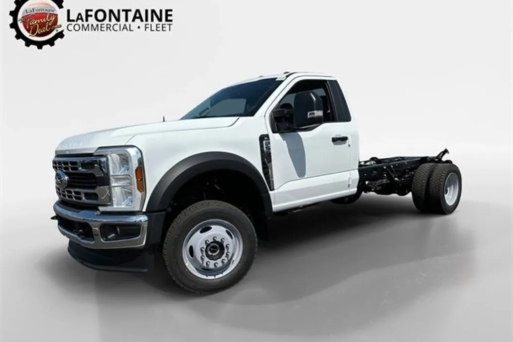 2024 Ford F-550 photo 1