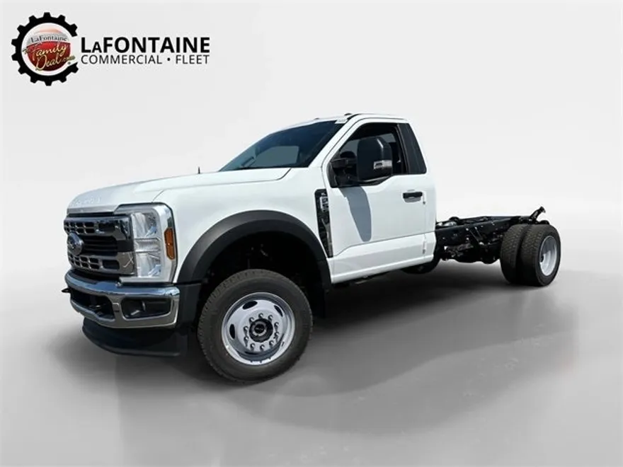 2024 Ford F-550 photo 1