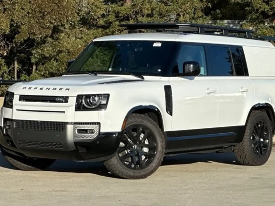 2024 Land Rover Defender 130 Outbound photo 1