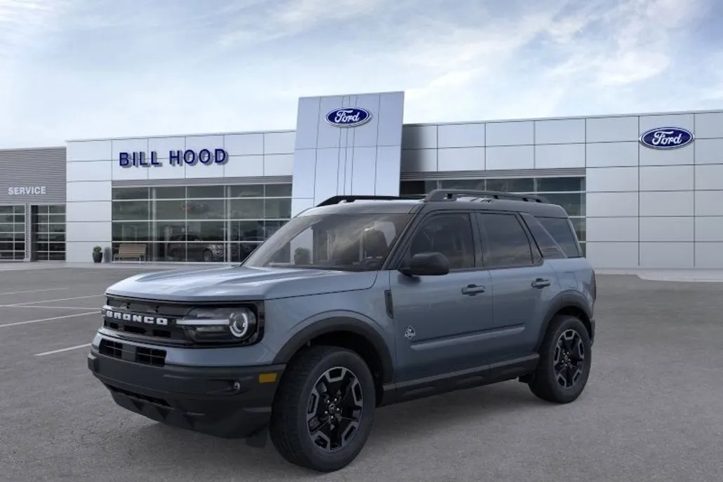 2024 Ford Bronco Sport Outer Banks photo 1