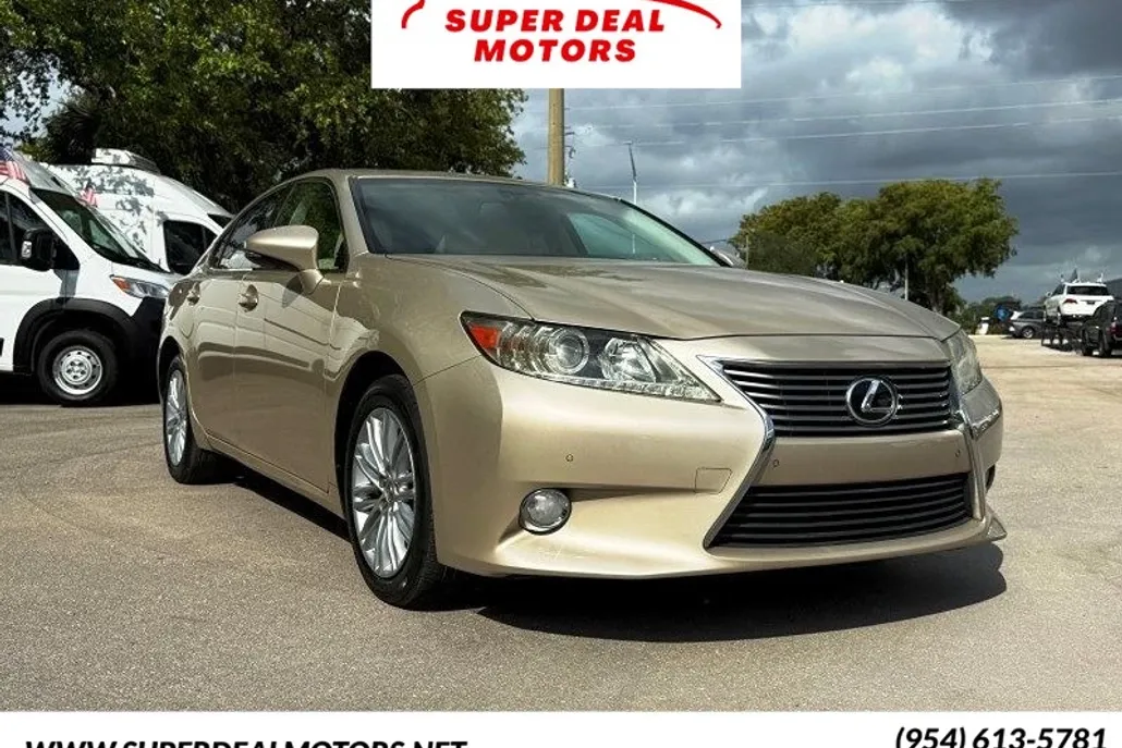 2013 Lexus ES 350 photo 1