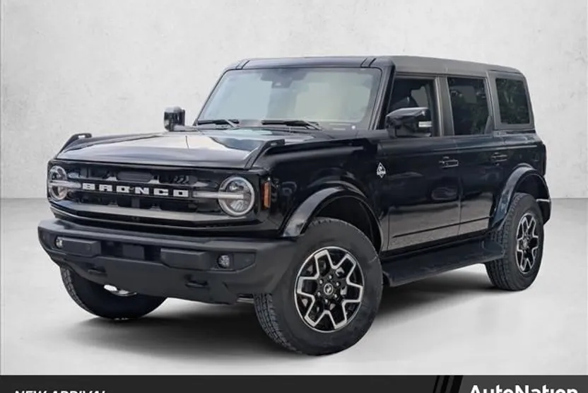 2025 Ford Bronco Outer Banks photo 1