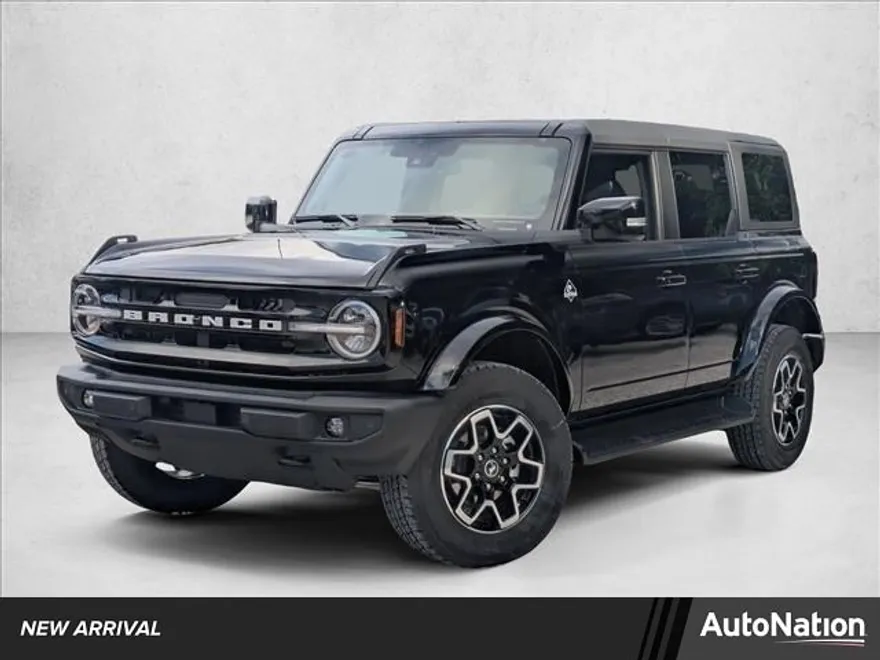 2025 Ford Bronco Outer Banks photo 1