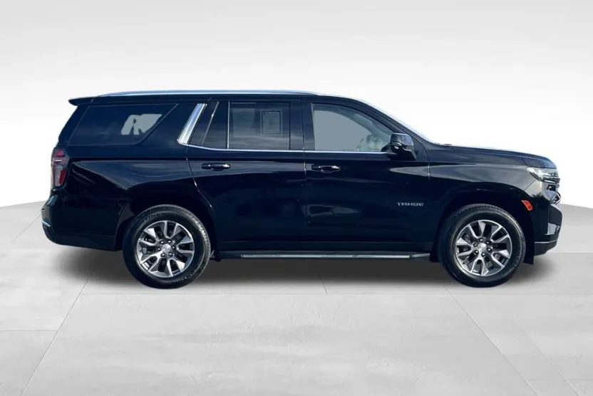 2024 Chevrolet Tahoe LT photo 1