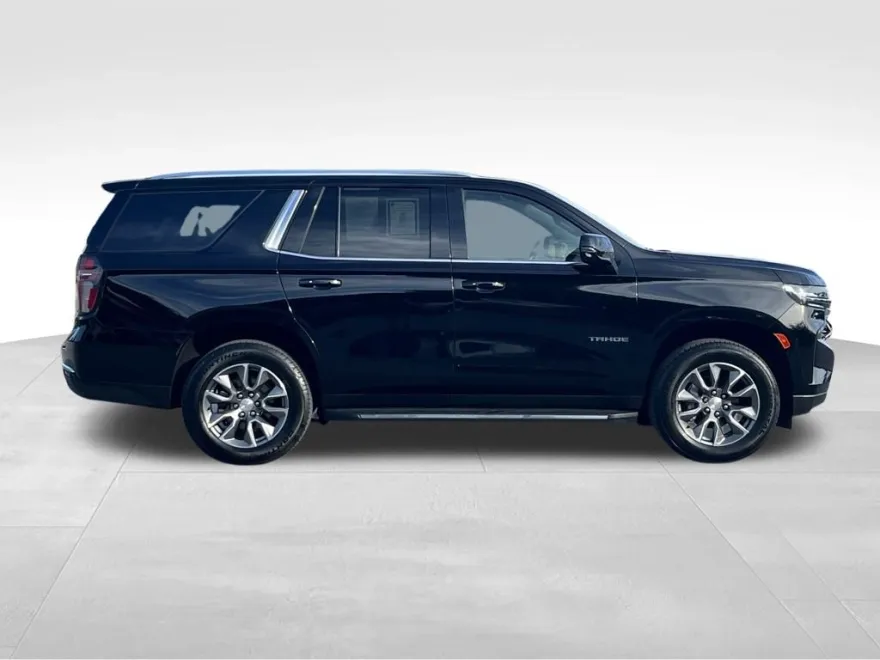 2024 Chevrolet Tahoe LT photo 1