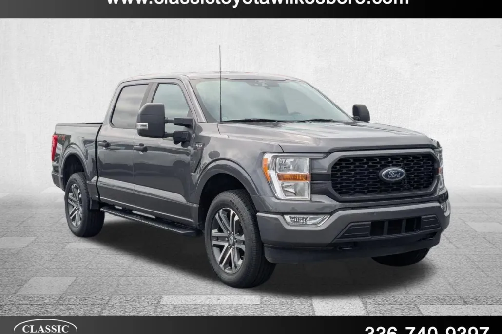 2022 Ford F-150 XL photo 1