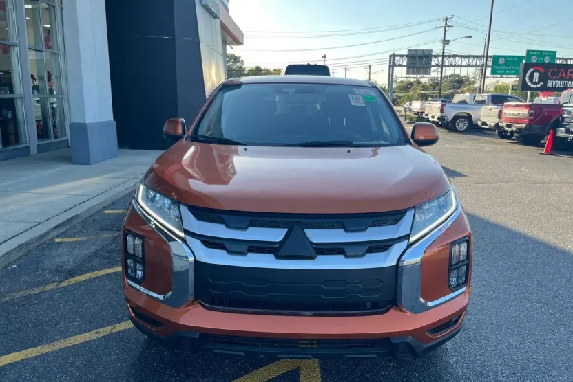2022 Mitsubishi Outlander Sport SE photo 1