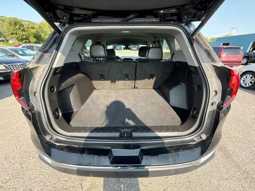 2022 Gmc Terrain SLT photo 1