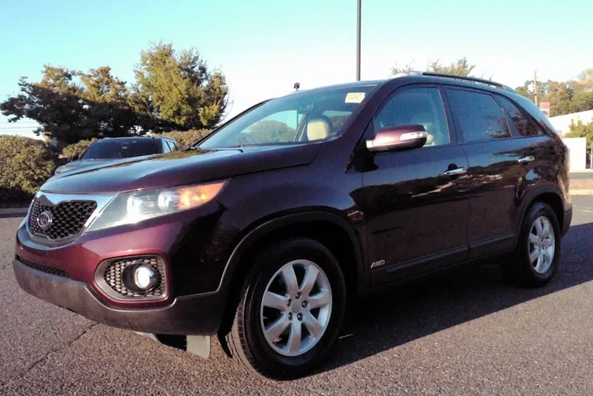 2012 Kia Sorento LX photo 1