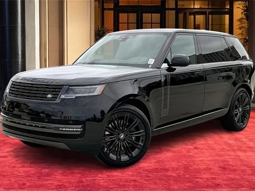 2025 Land Rover Range Rover SE photo 1
