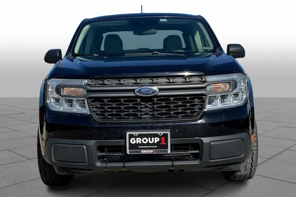 2022 Ford Maverick XLT photo 1