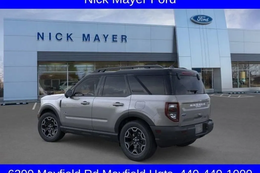 2025 Ford Bronco Sport Outer Banks photo 1