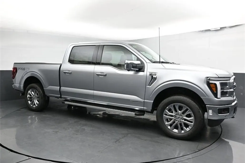 2025 Ford F-150 Lariat photo 1