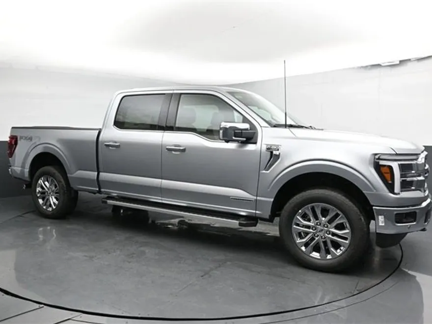 2025 Ford F-150 Lariat photo 1