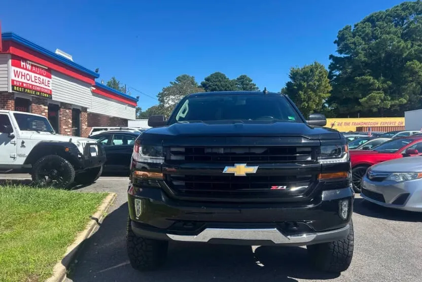 2016 Chevrolet Silverado 1500 LT Z71 photo 1