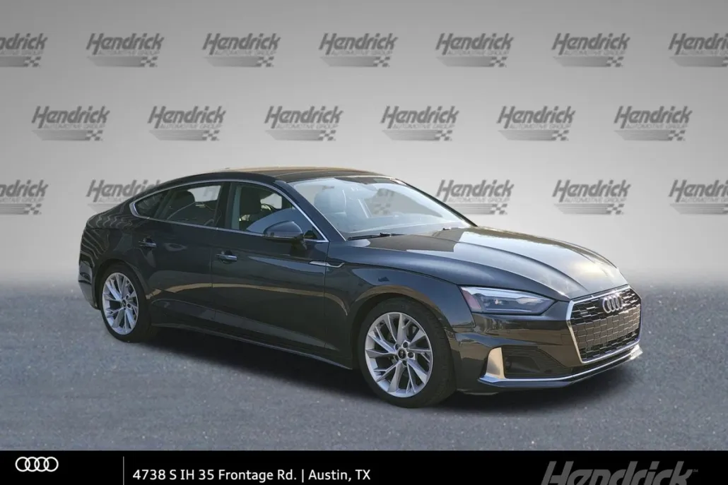 2022 Audi A5 Quattro Premium photo 1