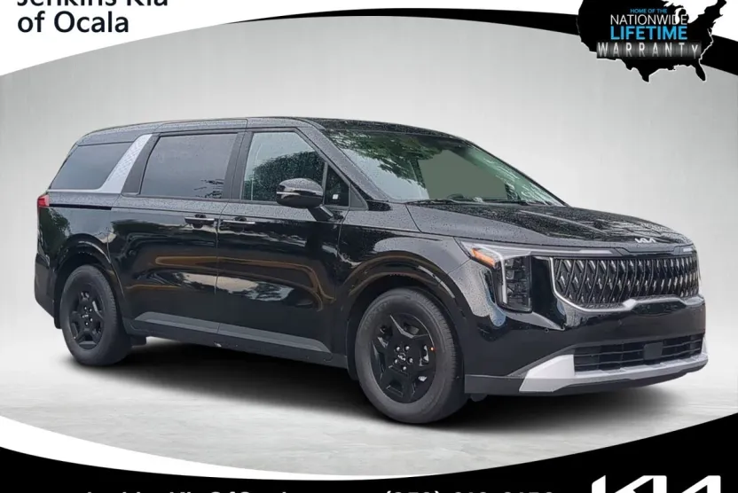 2026 Kia Carnival LXS photo 1
