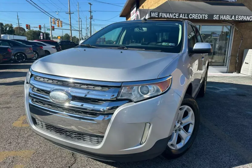 2014 Ford Edge SEL Sport photo 1
