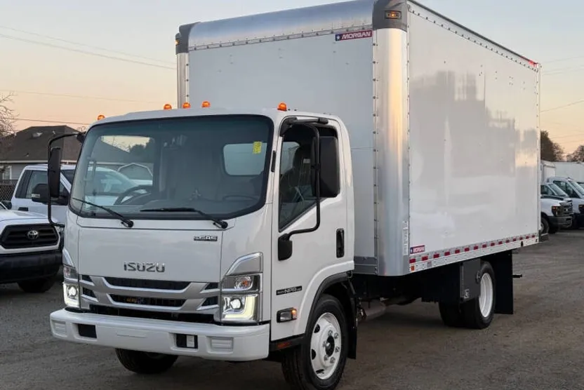 2024 Isuzu NPR photo 1