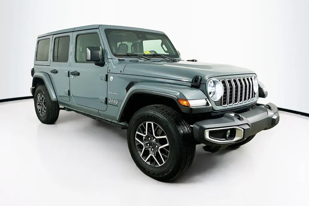 2024 Jeep Wrangler Sahara photo 1