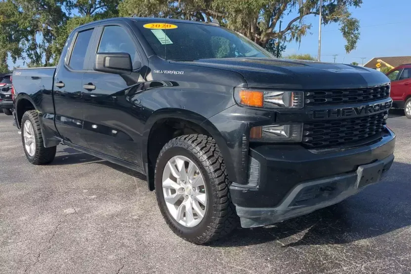 2020 Chevrolet Silverado 1500 Custom photo 1