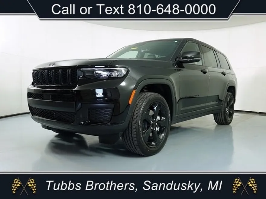 2025 Jeep Grand Cherokee Altitude photo 1