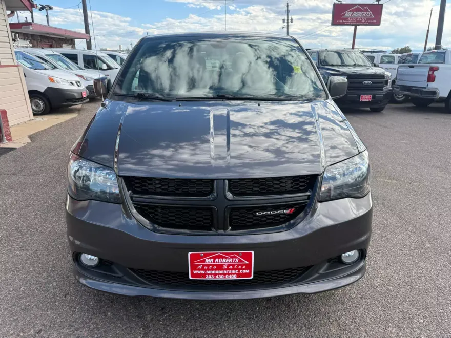 2019 Dodge Grand Caravan SE Plus photo 1