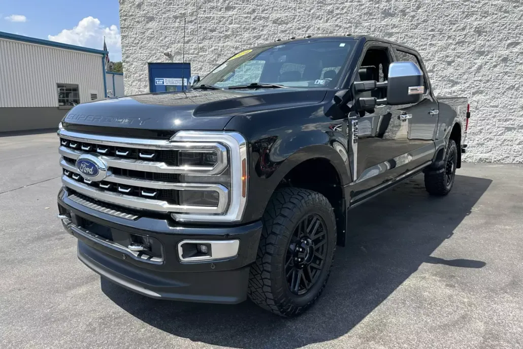 2024 Ford F-250 Platinum photo 1