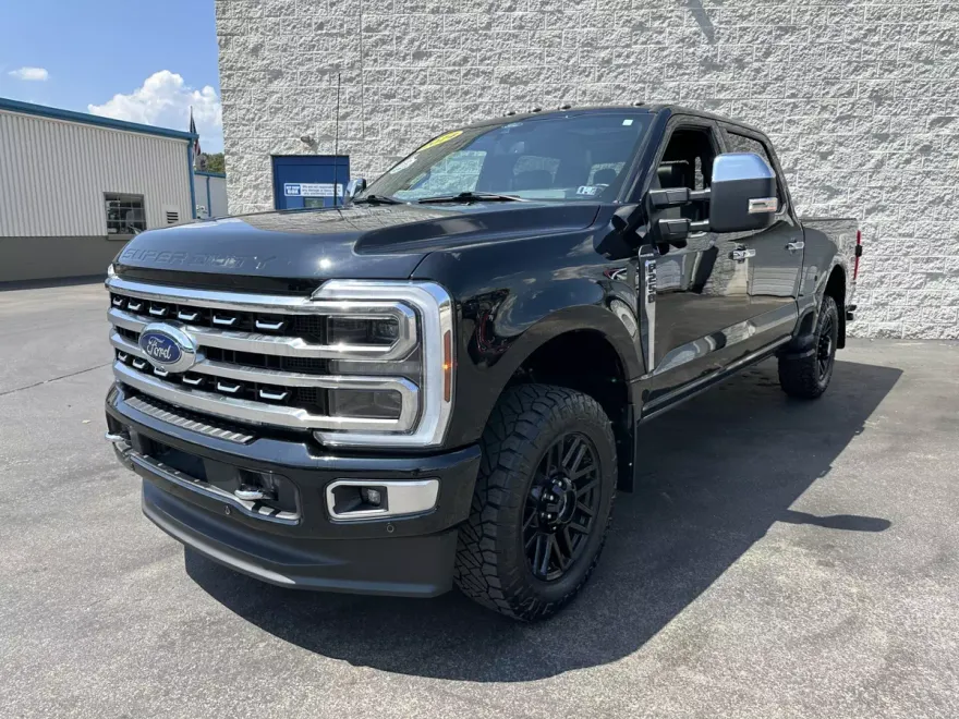 2024 Ford F-250 Platinum photo 1